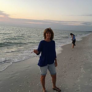 Meet your Posher, Cassandra